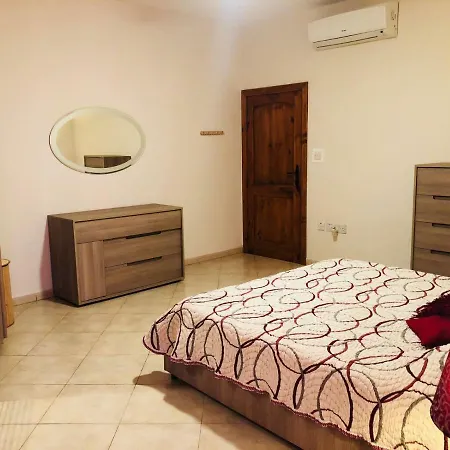 Flat 2 Апартаменты