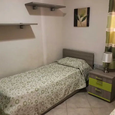 Flat 2 Слима